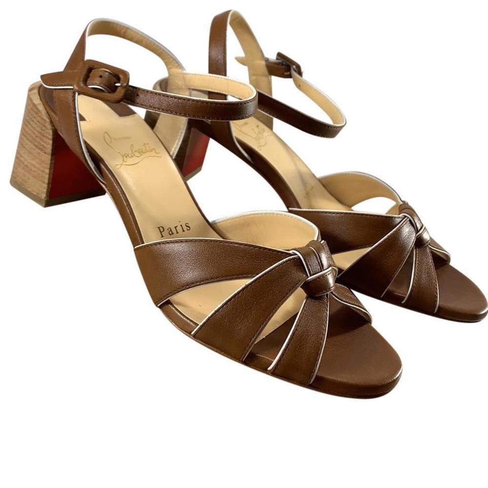 Anjalili 55mm Brown leather white trim classic sandals D475